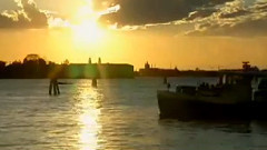 音乐短片 - 彩云追月 古筝版