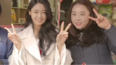 金雪炫(AOA),AOA - BC卡 AOA RED 圣诞节送礼现场 雪炫篇