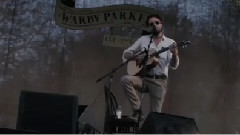 音乐短片 - Father John Misty Writing a Novel