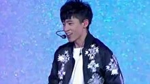 魏晨 - 帽子戏法 + 我们在改变 山东卫视春晚现场版 2016/02/04