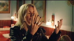 Major Lazer,Ellie Goulding,Tarrus Riley - Powerful