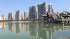 音乐短片 - 水边的阿狄丽娜