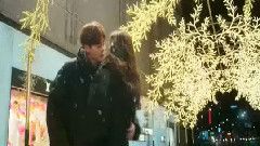 朴信惠,郑容和(CNBLUE),池昌旭,李钟硕,孔晓振 - 接吻力Max:45部韩剧第八集混剪
