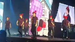 EXO,KAI(EXO),吴世勋(EXO),都暻秀(EXO),Chen(EXO) - XOXO