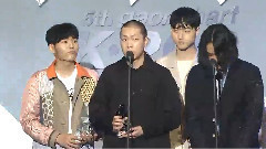 Hyukoh - 年度发现奖(Indie 部门) - 第5届Gaon Chart K-POP Awards 16/02/17