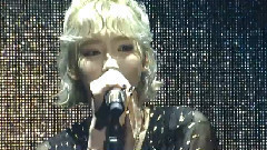 太妍(少女时代) - INTRO&I - 第5届Gaon Chart K-POP Awards 现场版 16/02/17