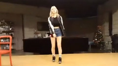 Momo(Twice),TWICE - TWICE Momo Dancing:Built For This