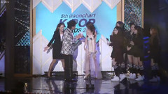 YERI(Red Velvet),涩琪(Red Velvet),JOY(Red Velvet),IRENE(Red Velvet),Red Velvet - 受赏