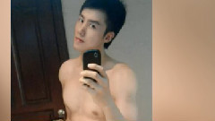 音乐短片 - 小林杰自拍 大秀八块腹肌