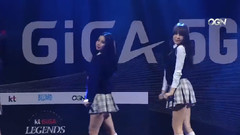 严智(GFriend),素媛(GFriend),银河(GFriend),信飞(GFriend),GFriend - 今天开始我们