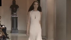 Fashion Show - Carolina Herrera Fall Winter 2016-2017