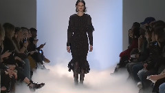 Fashion Show - Nicole Miller Fall Winter 2016-2017