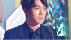 边伯贤(EXO),EXO-K,EXO - 伯贤颁奖Cut
