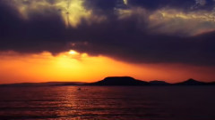 音乐短片 - 城里的月光