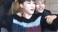 防弹少年团 - BANGTAN BOBM like in a singing room