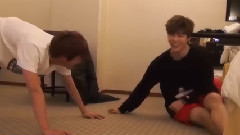 防弹少年团 - Jin and Jimin's Push-up time 2