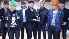 V(防弹少年团),田柾国(防弹少年团),防弹少年团 - Soompiawards 2015获得突围艺术家奖&最佳舞台服装&最佳编舞奖防弹少年团