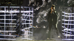 The Weeknd - The Hills (2016 Brit Awards)现场版