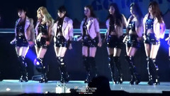 Jessica,少女时代 - DO THE CATWALK