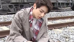 防弹少年团 - [BANGTAN BOMB] Jung Kook Is Still A Baby..