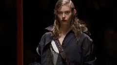 Fashion Show - Prada Fall Winter 2016-2017-AF