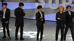 Super Junior - 金钟云自我介绍 & 小苹果