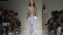 Fashion Show - Blumarine Spring Summer 2016-FTV