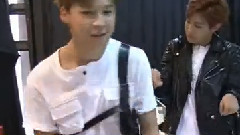 防弹少年团 - Stretching Doing Dance In BTS Free Tim