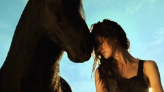 音乐短片 - Amazing Galloping Horses