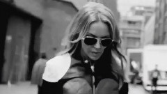 Kylie Minogue - Timebomb