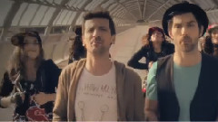 音乐短片 - ZERO ASSOLUTO ADESSO BASTA