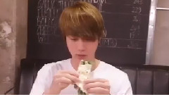 JIN(防弹少年团),防弹少年团 - 推特更新:啊呜