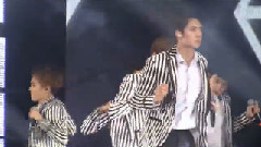 边伯贤(EXO),吴世勋(EXO),EXO - Call Me Baby