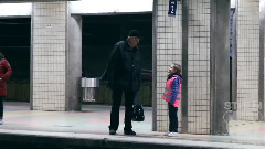 音乐短片 - Kids Surprise Old Man Swedishly Wonderful
