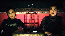 Twins - Twins《爱情当入樽》