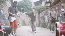 Fana,One Direction - Shoestring Blues