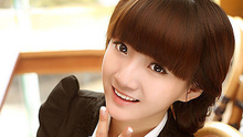  - 可爱美女热舞表演