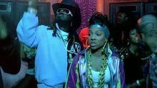 Lil Mama featuring T-Pain《What It Is (Strike A Pose)》