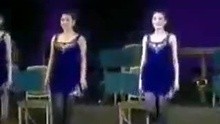 群星 - 朝鲜美女穿黑丝袜跳踢踏舞