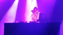 Craig David - When The Bassline Drops