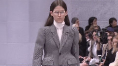 Fashion Show - Balenciaga Fall Winter 2016-2017