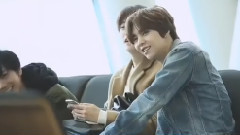 SMROOKIES,NCT - 摸腿特辑