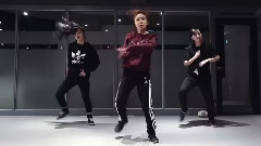 舞蹈视频 - Black & Gold