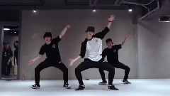 舞蹈视频 - Snapbacks & Tattoos
