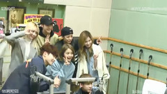 厉旭(Super Junior),f(x),TWICE,CLC,GOT7 - Kiss The Radio地球村手拉手特辑