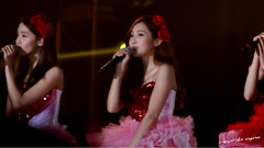 Jessica,徐贤(少女时代),允儿(少女时代),少女时代,SM Town - Kissing You