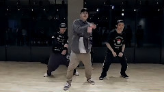 舞蹈视频 - DUMB DANCE