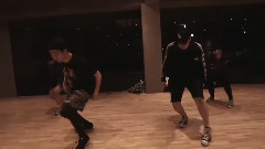 舞蹈视频 - LEFT HAND FREE
