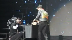 G-Dragon(BigBang),BigBang - GD乒乓球游戏