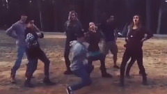 音乐短片 - Thanksgiving With Mark Ballas & The Roberston Family 2014